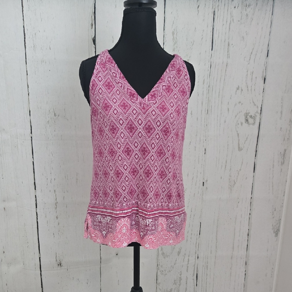 Skies Are Blue Pink Graphic Sleeveless Camisole
